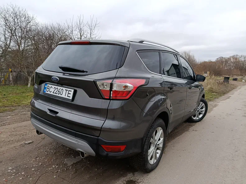 Ford Kuga 2016