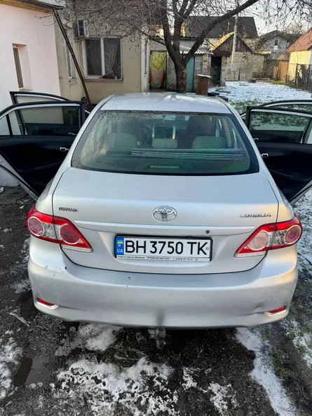 Toyota Corolla 2011 - 12