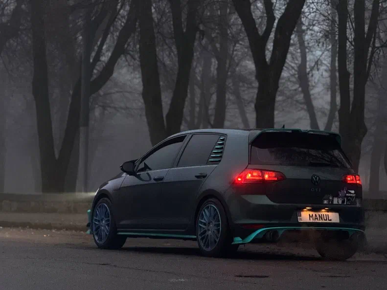 Volkswagen Golf GTI 2017 - 13