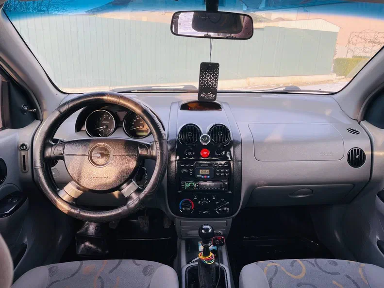 Chevrolet Aveo 2005 - 5