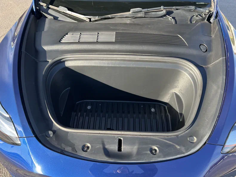 Tesla Model Y 2021 - 9