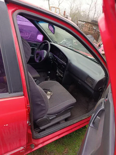 Hyundai Elantra 1994 - 6