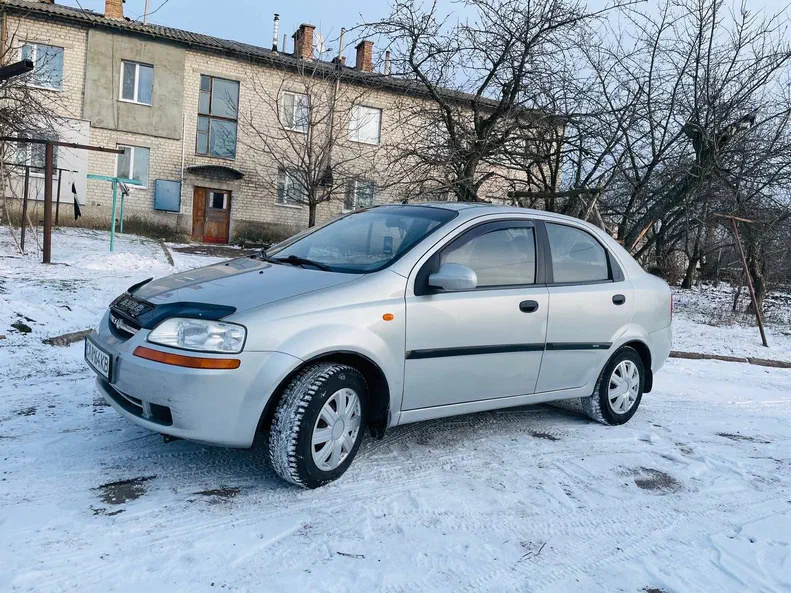 Chevrolet Aveo 2005 - 6