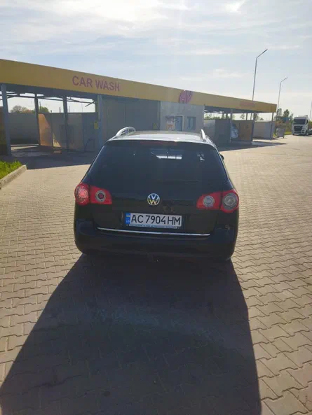 Volkswagen Passat 2009 - 11