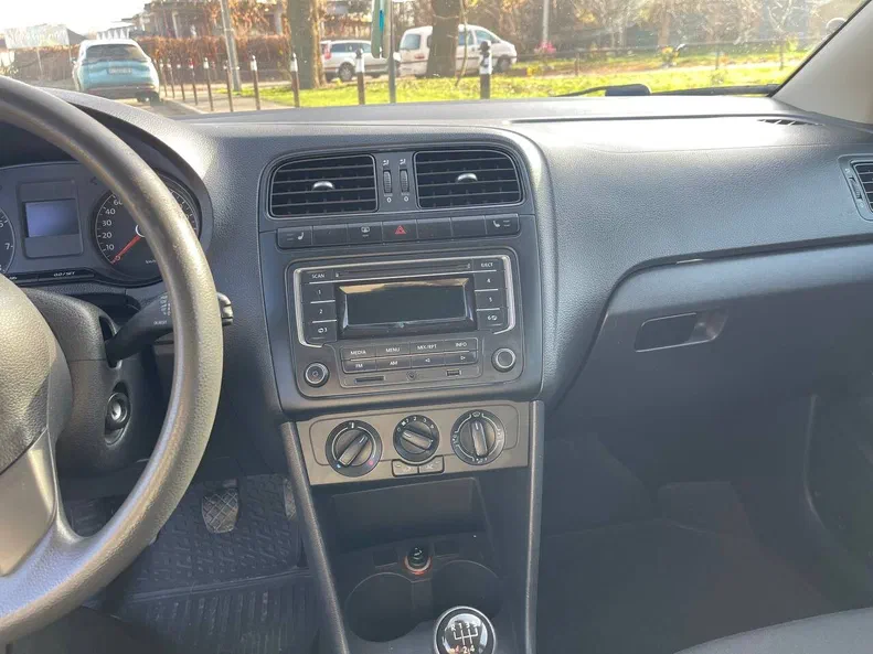 Volkswagen Polo 2013 - 11