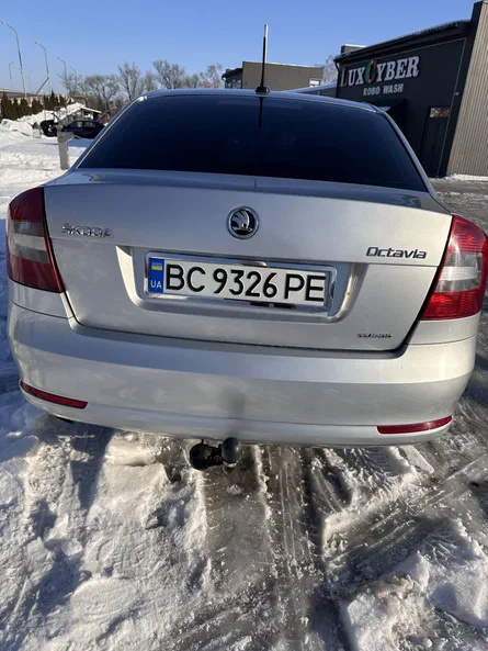 Skoda Octavia 2011 - 4