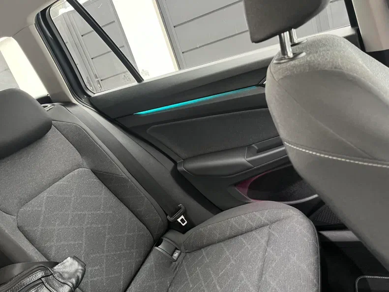 Volkswagen Golf 2024 - 20