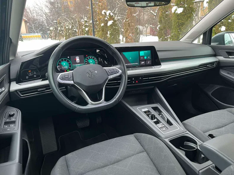 Volkswagen Golf 2024 - 28