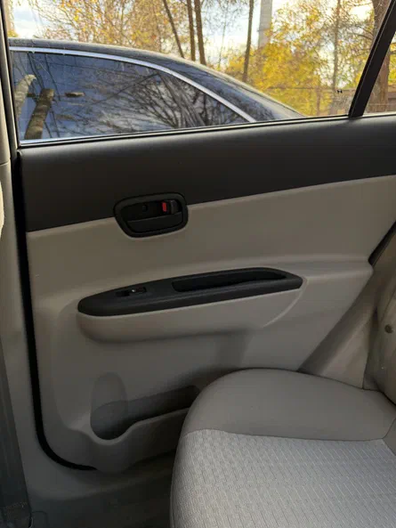 Hyundai Accent 2008 - 8