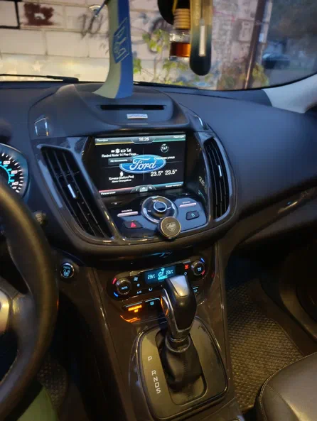 Ford Escape 2015 - 14