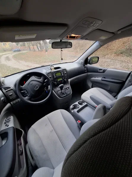 Kia Carnival 2009 - 22