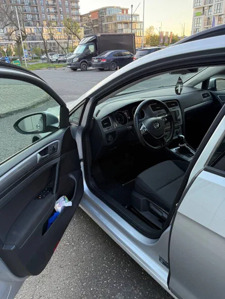 Volkswagen Golf 2015 - 7