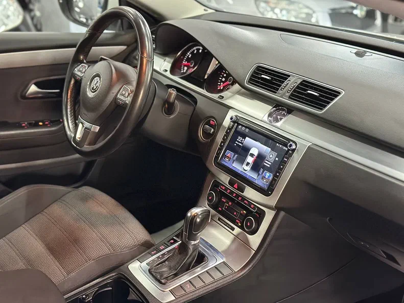 Volkswagen Passat 2011 - 8