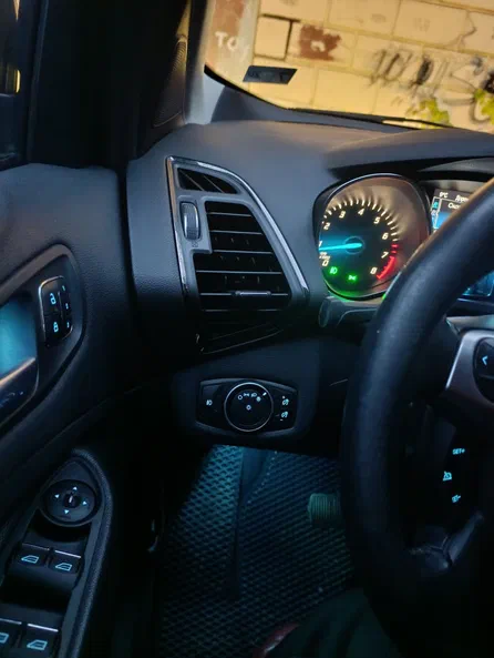 Ford Escape 2015 - 20