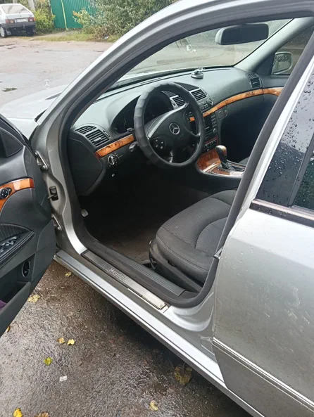 Mercedes-Benz E-Клас 2003 - 16