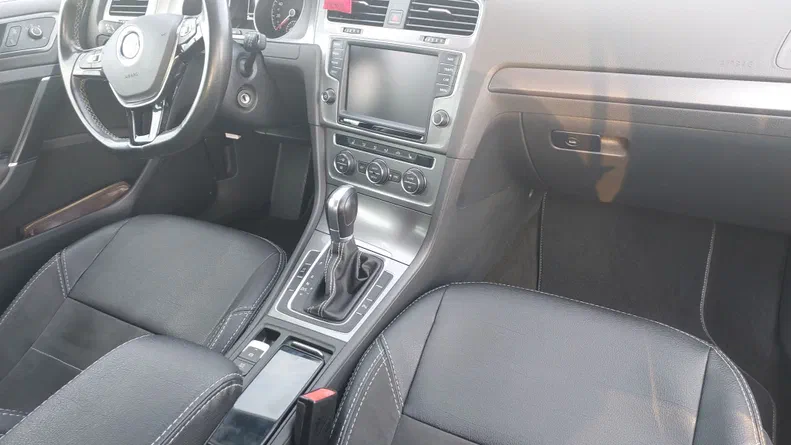 Volkswagen Golf 2015 - 28