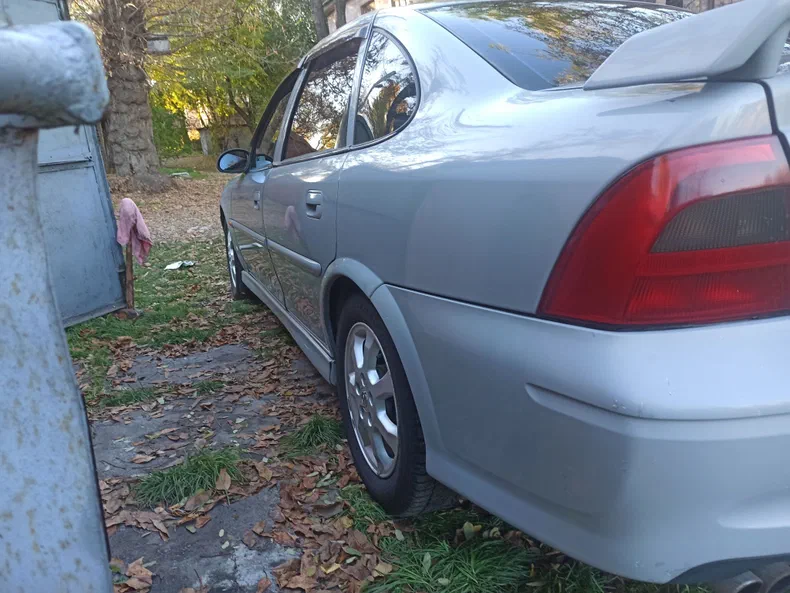 Opel Vectra 1997 - 6