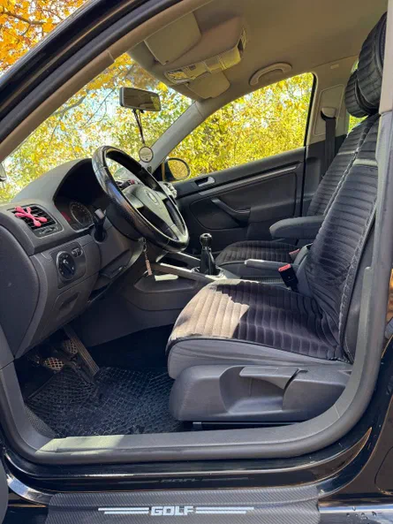 Volkswagen Golf 2009 - 12