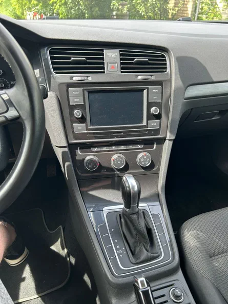 Volkswagen Golf 2019 - 9