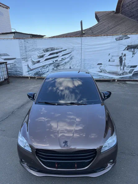 Peugeot 301 2016 - 11