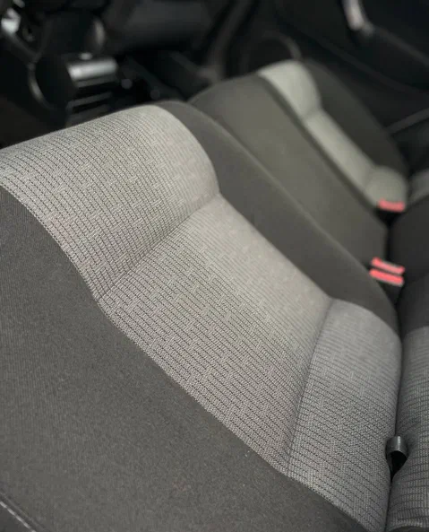 Volkswagen Golf 2004 - 26