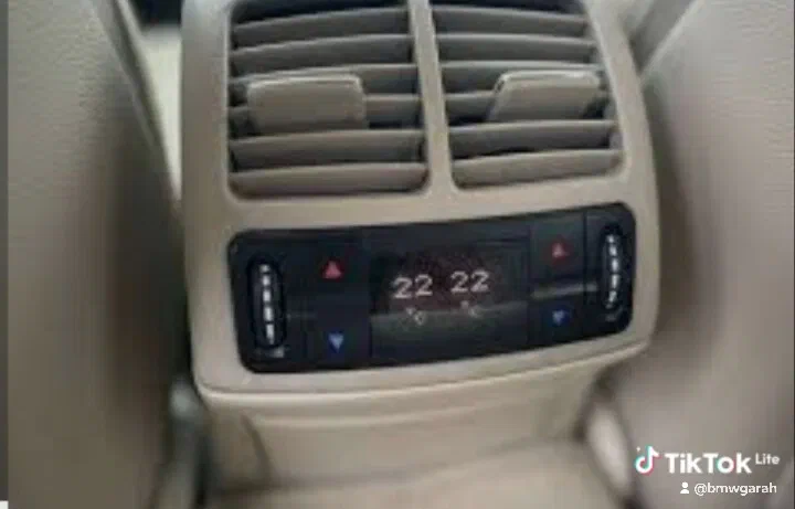 Mercedes-Benz E-Клас 2004 - 6