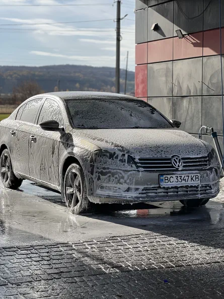 Volkswagen Passat 2012 - 16