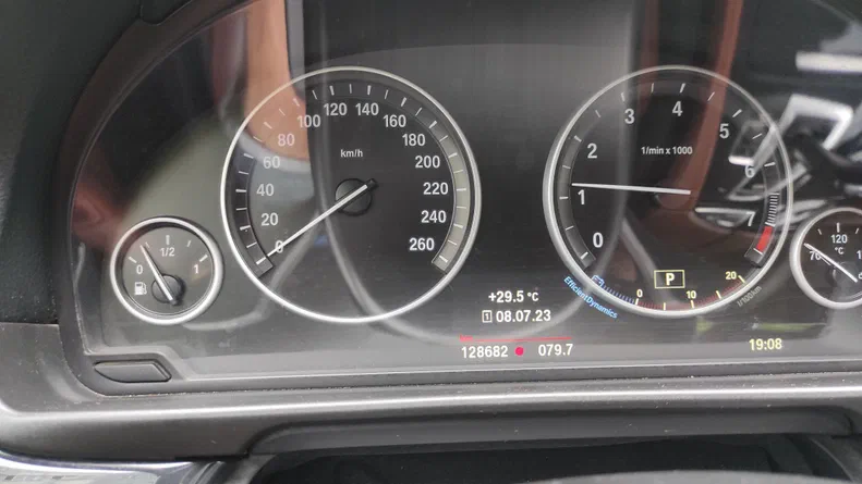 BMW 5 серія 2017 - 5