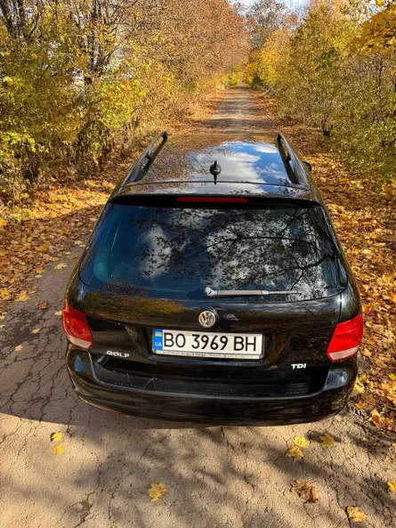 Volkswagen Golf 2009 - 28