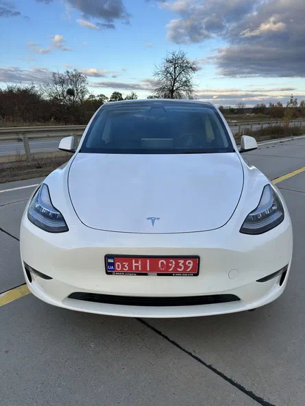 Tesla Model Y 2022 - 9