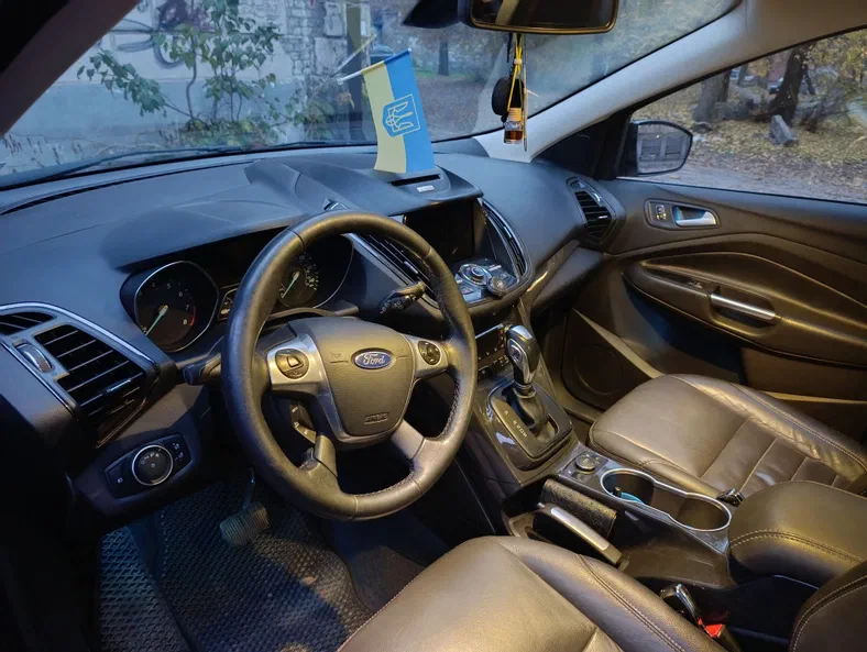 Ford Escape 2015 - 8