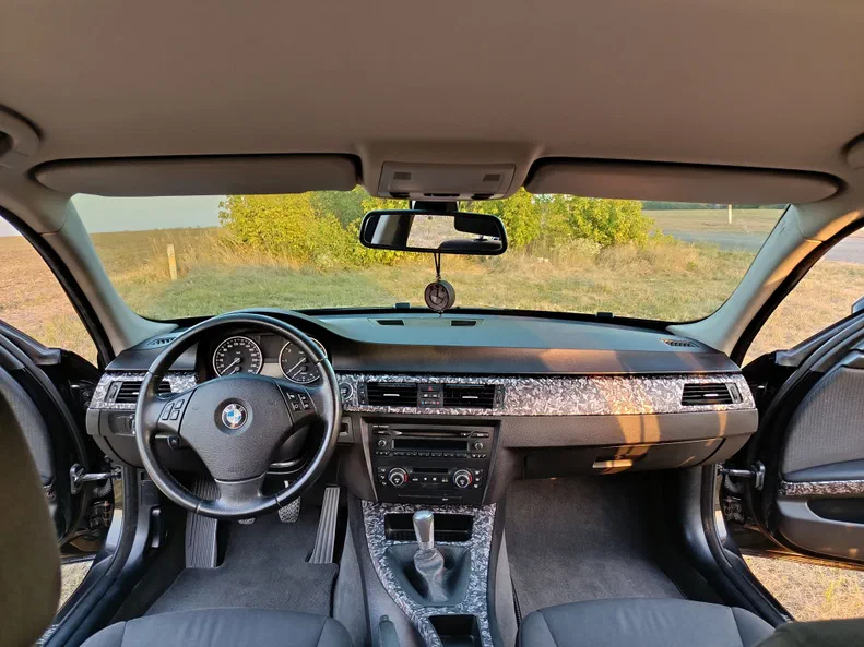 BMW 3 серія 2009 - 9