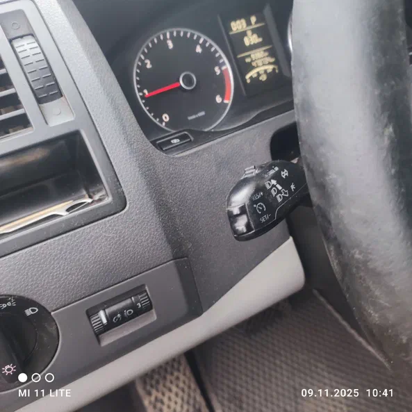 Volkswagen T5 2010 - 10