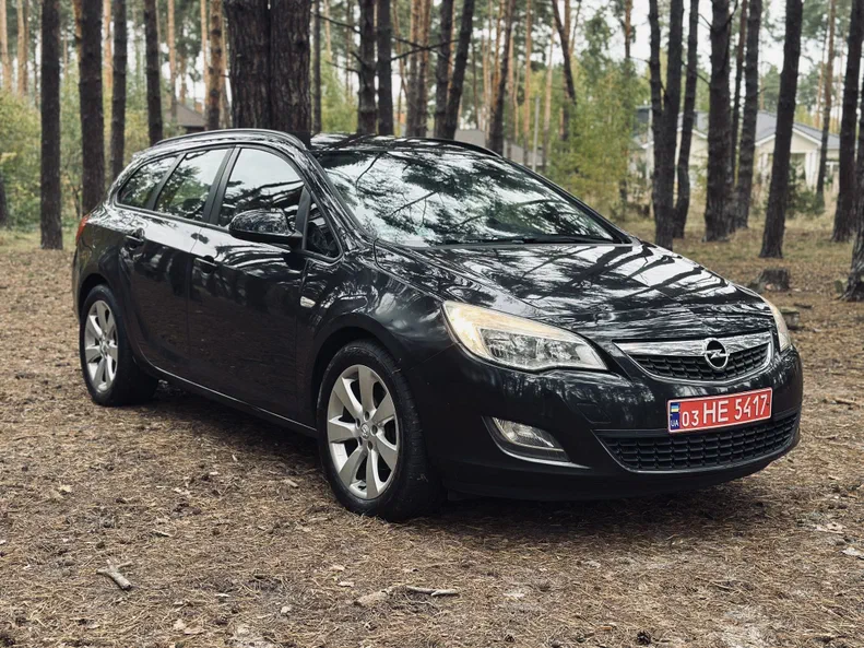 Opel Astra 2012