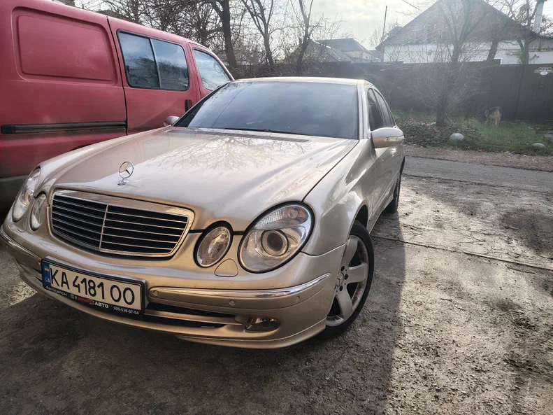 Mercedes-Benz E-Класс 2004