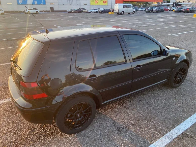 Volkswagen Golf 2001