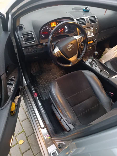 Toyota Avensis 2013 - 16