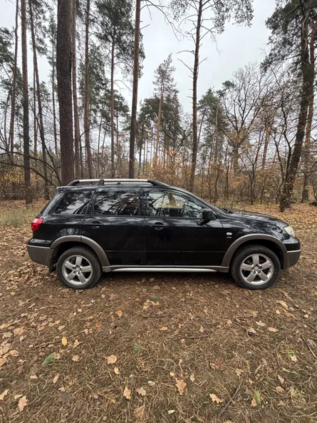 Mitsubishi Outlander 2006