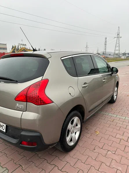 Peugeot 3008 2013 - 9