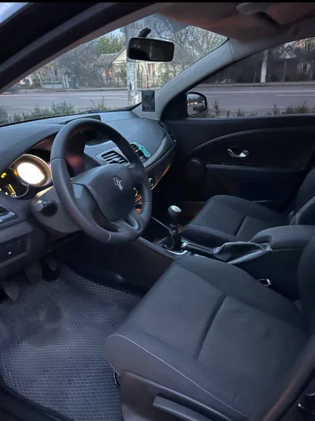 Renault Megane 2010 - 6