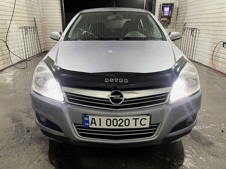 Opel Astra 2007 - 10