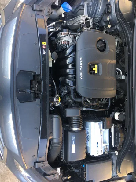 Hyundai Elantra 2018 - 5