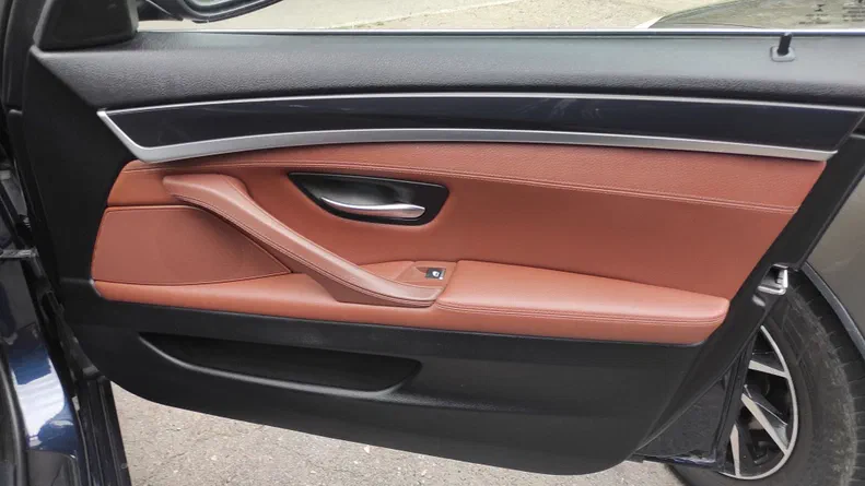 BMW 5 серія 2017 - 12