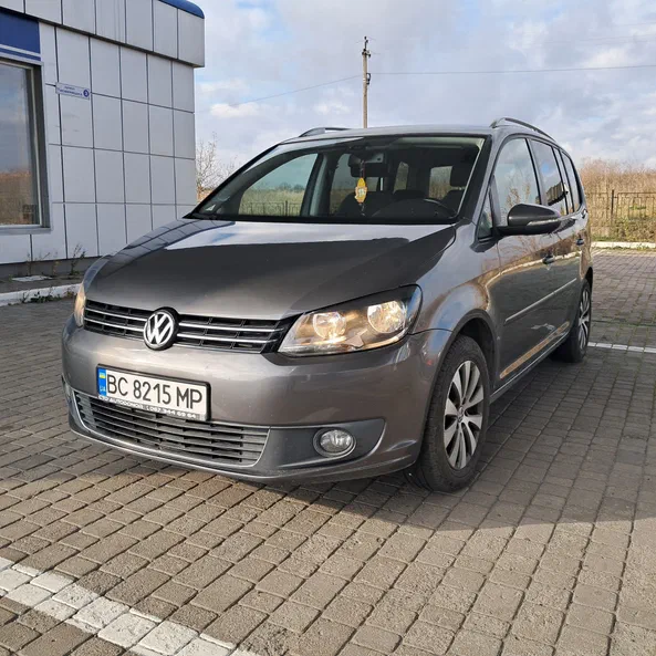Volkswagen Touran 2011 - 21