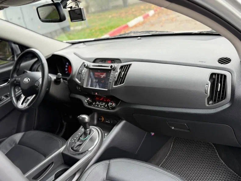 Kia Sportage 2012 - 23