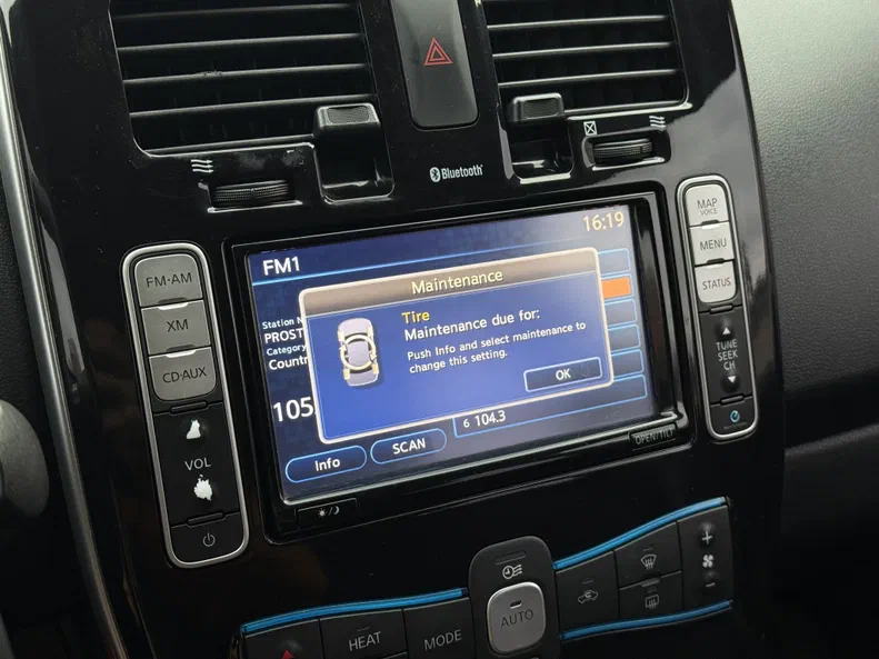 Nissan Leaf 2013 - 6