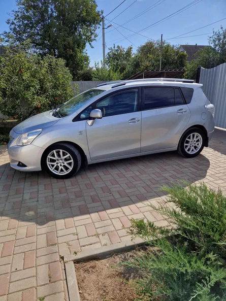 Toyota Verso 2012