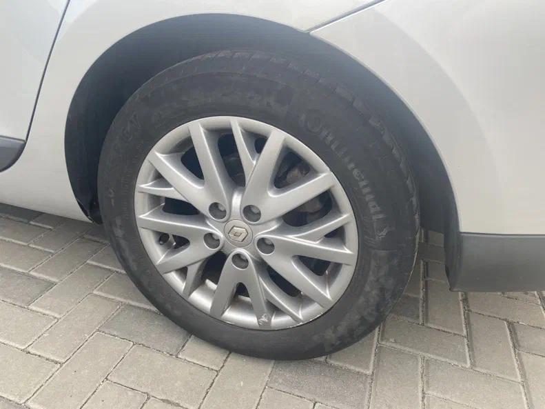 Renault Megane 2011 - 24