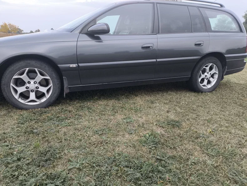 Opel Omega 1998 - 7