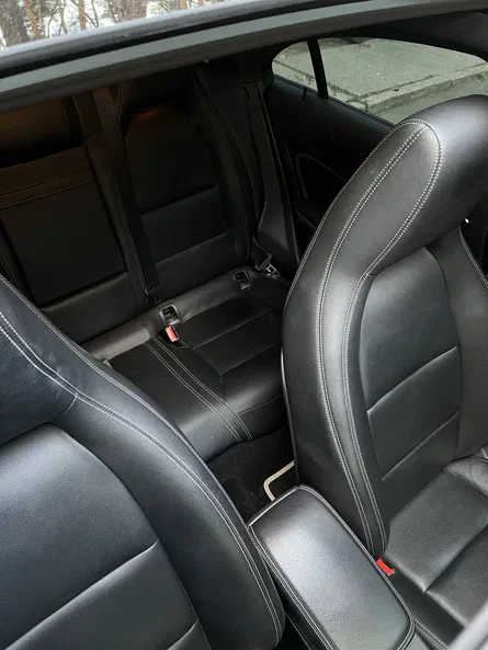 Mercedes-Benz CLA 2018 - 12